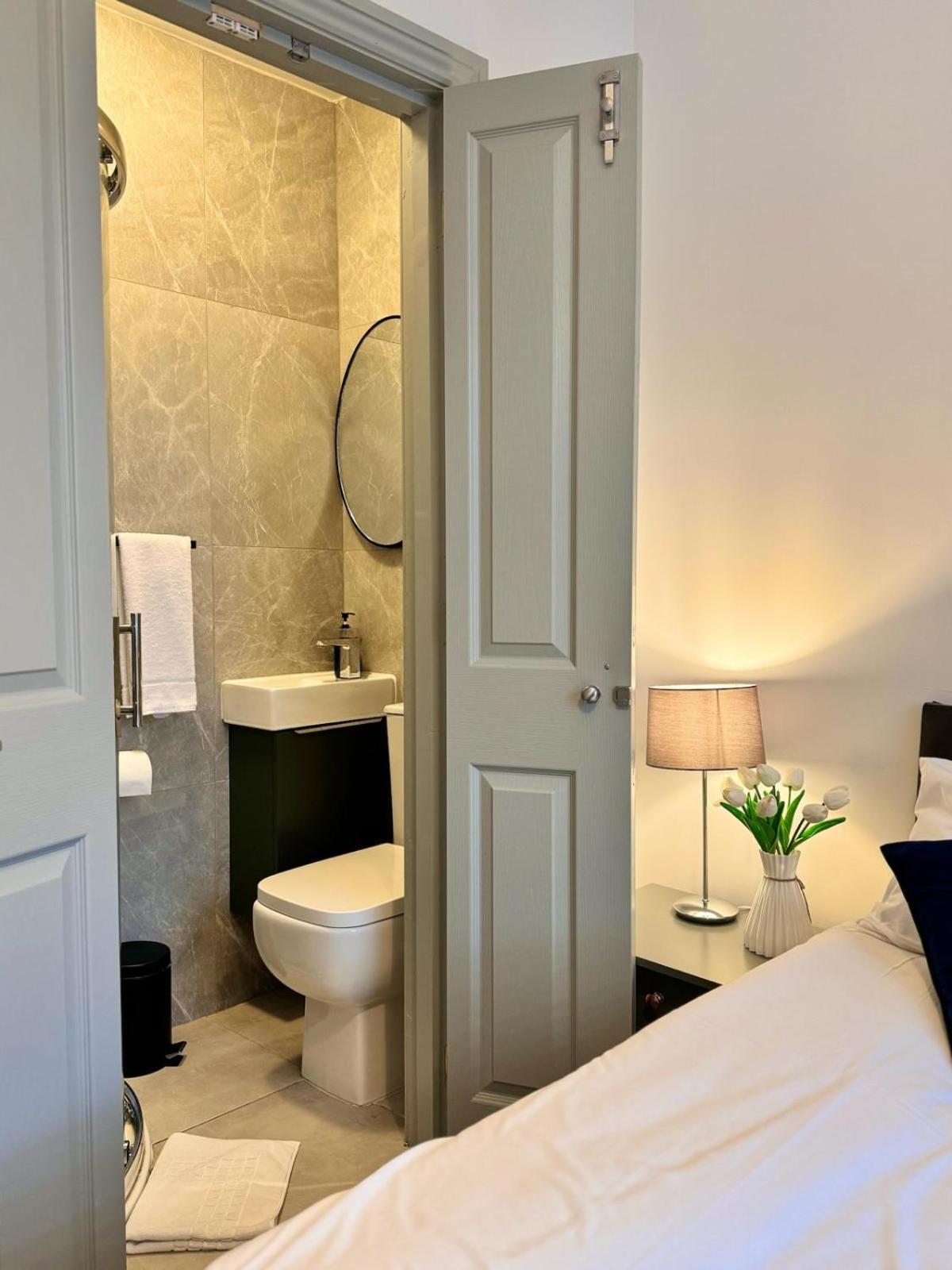לונדון Camden Luxury Studio Flats And En-Suit Rooms מראה חיצוני תמונה