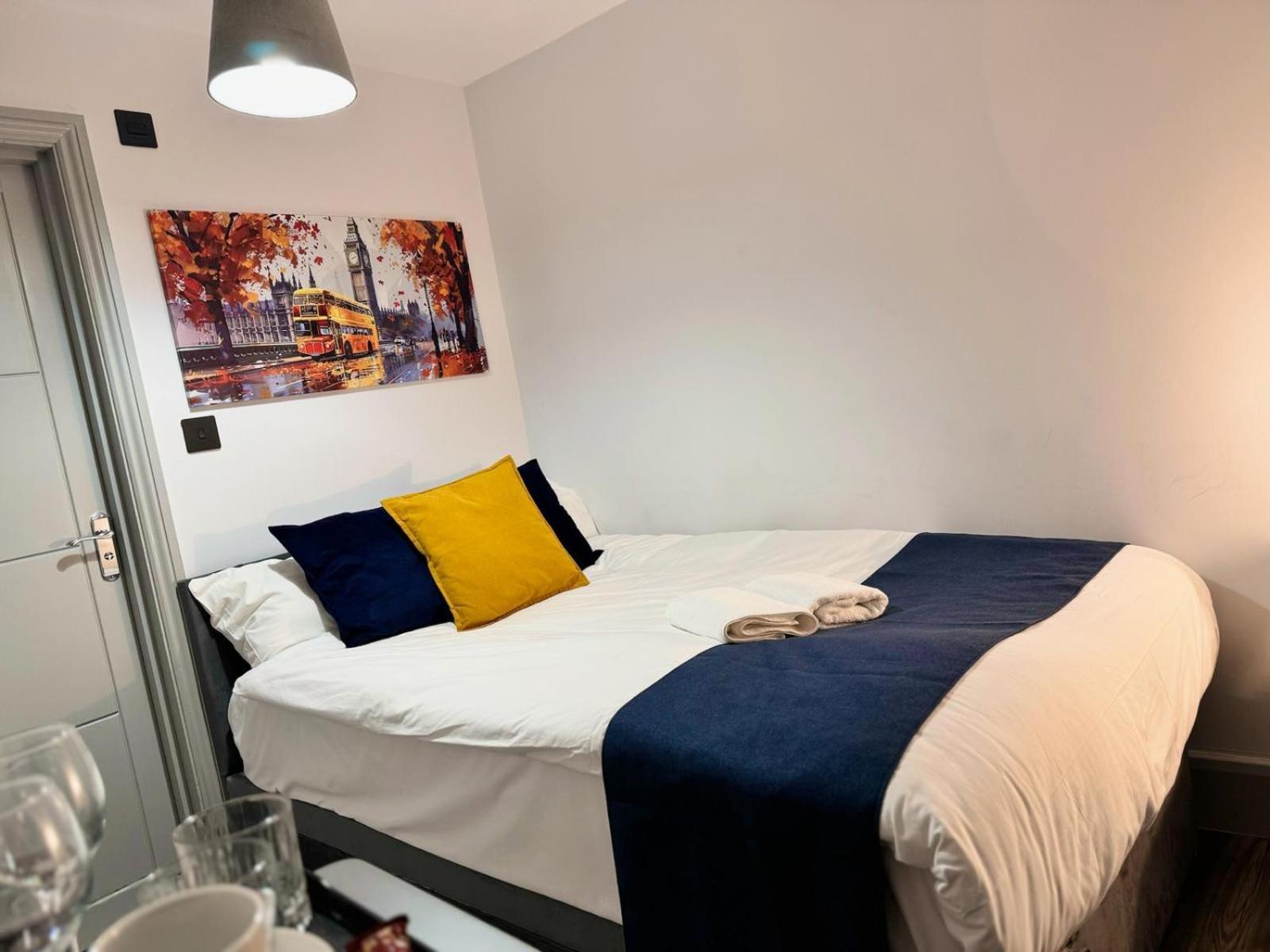 לונדון Camden Luxury Studio Flats And En-Suit Rooms מראה חיצוני תמונה