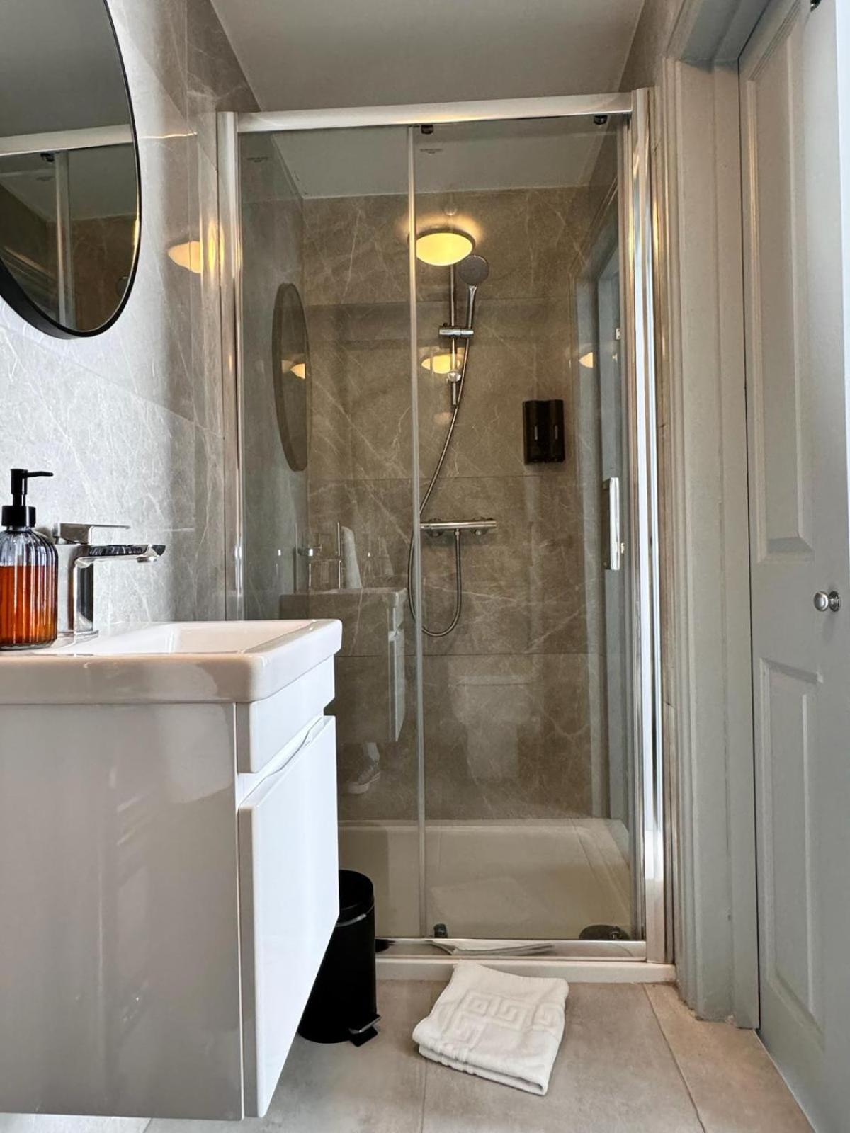 לונדון Camden Luxury Studio Flats And En-Suit Rooms מראה חיצוני תמונה